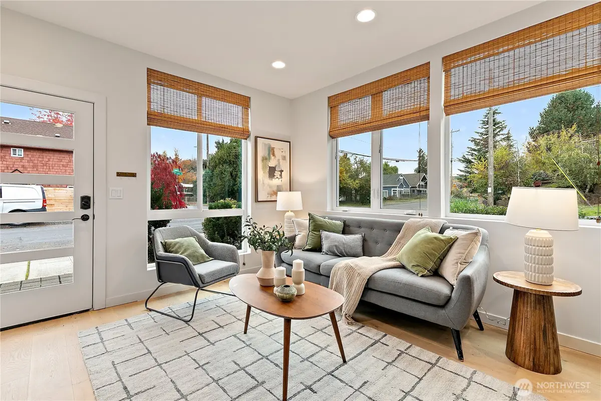 4100 37th Avenue S, Seattle, WA 98118 - Image #1