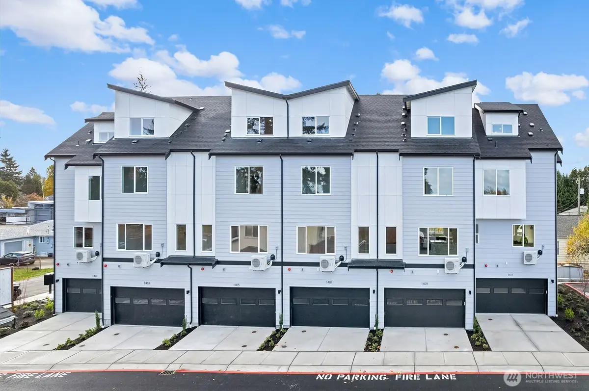 1403 SW 111th Lane, Seattle, WA 98164 - Image #1