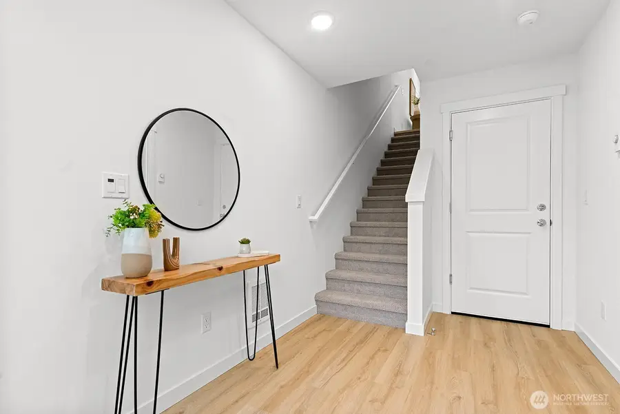 1403 SW 111th Lane, Seattle, WA 98164 - Image #3