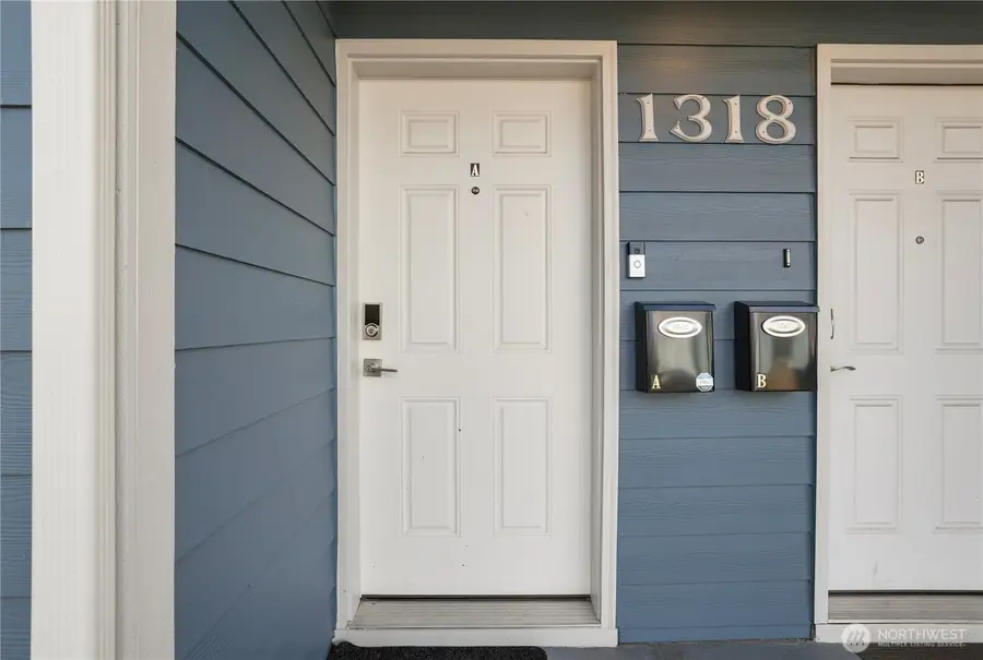 1318 S J Street, Tacoma, WA 98405 - Image #3