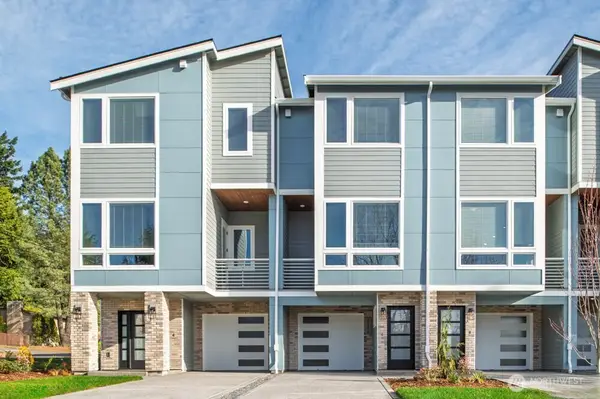 12806 66th Avenue S, Seattle, WA 98178