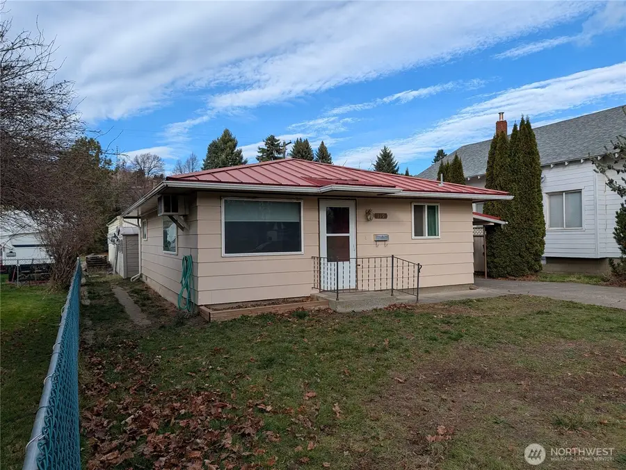 119 E Richmond Avenue, Dayton, WA 99328 - Image #2