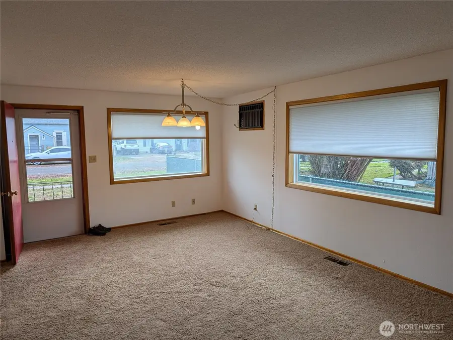 119 E Richmond Avenue, Dayton, WA 99328 - Image #3