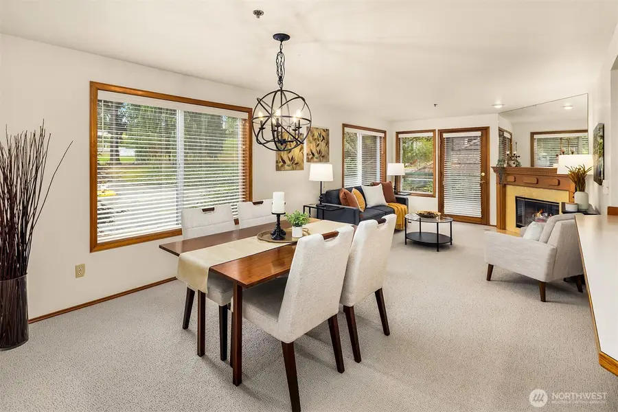 609 7th Avenue N #B204, Edmonds, WA 98020 - Image #2