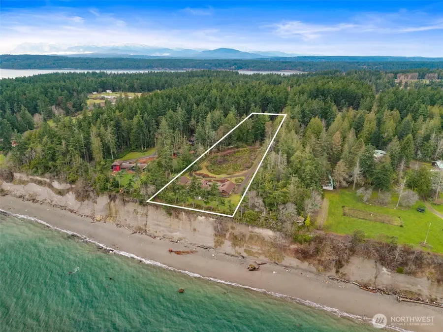 824 Schwartz Road, Nordland, WA 98358 - Image #3