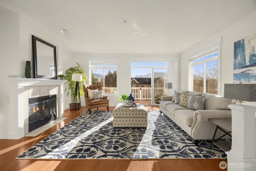 23120 SE Black Nugget Road #C1, Issaquah, WA 98029 - Image #3