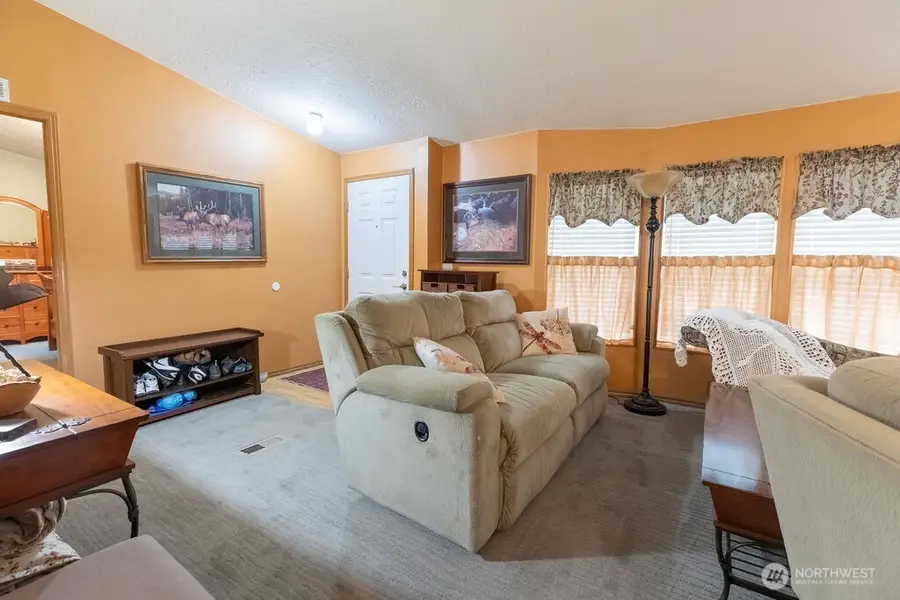 61 Simmons Street, Sekiu, WA 98381 - Image #3