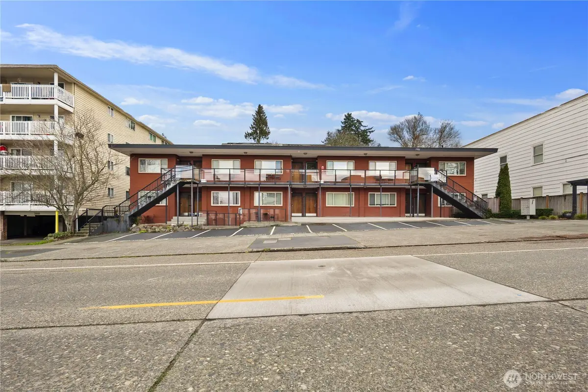 7106 California Avenue Sw #101, Seattle, WA 98136 - Image #1