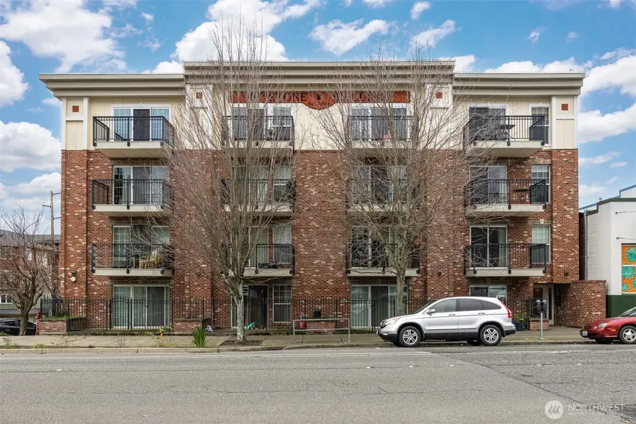 1001 N State Street #209, Bellingham, WA 98225 - Image #2