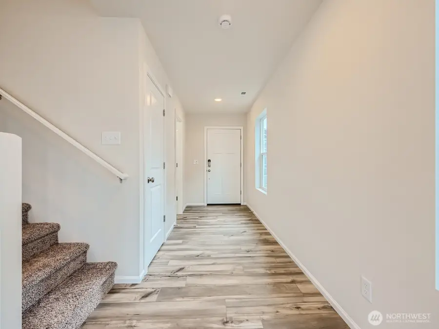 16559 Ireland Avenue Se, Yelm, WA 98597 - Image #2