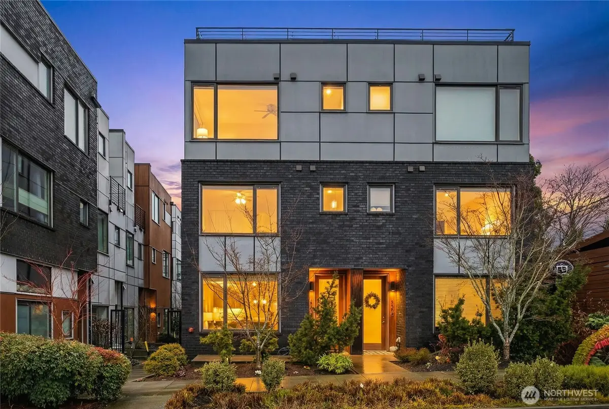 4272 SW Bradford Street, Seattle, WA 98116 - Image #1