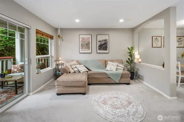 18501 Newport Way #H236, Issaquah, WA 98027