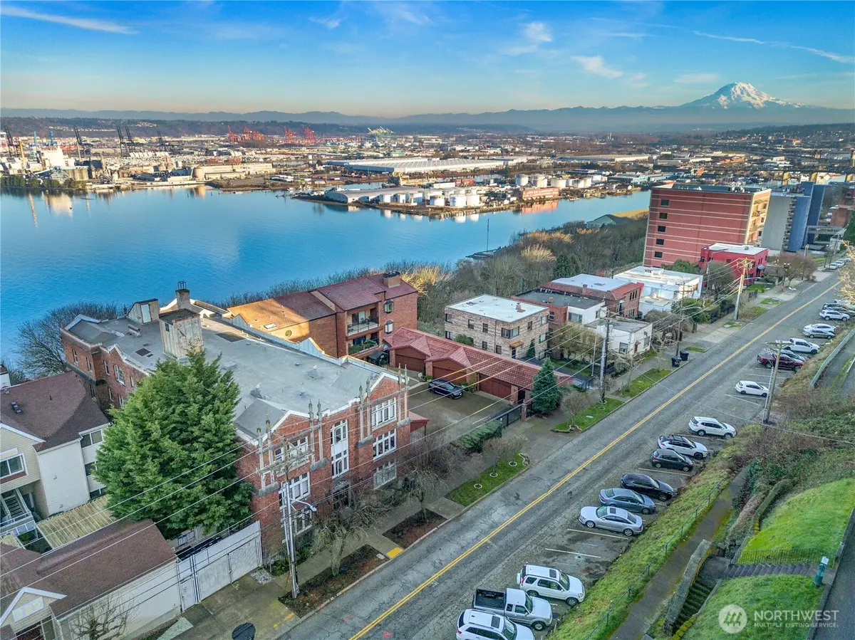 35 Broadway #1, Tacoma, WA 98402 - Image #1