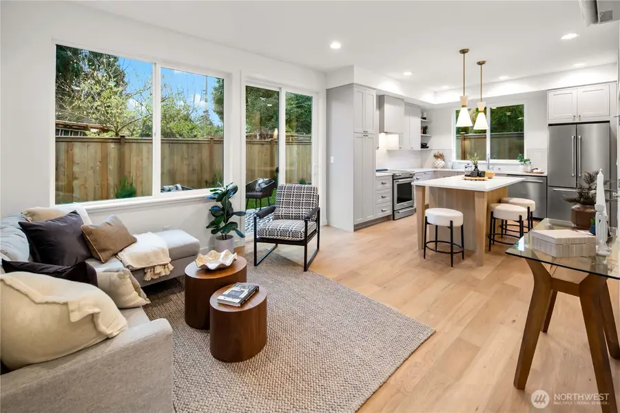 10045 8th Avenue Nw, Seattle, WA 98177 - Image #3