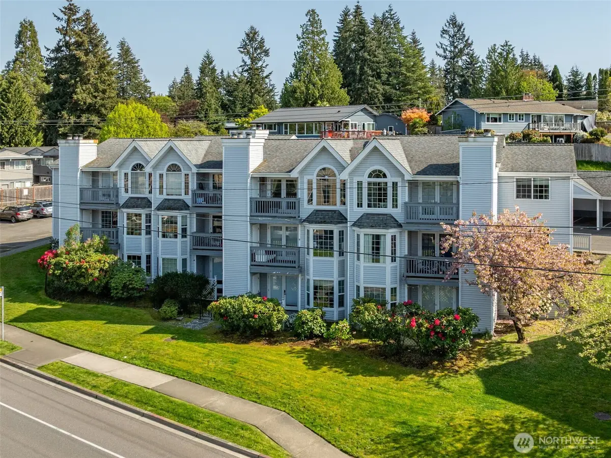 12025 SE 60th Street #B, Bellevue, WA 98006 - #1