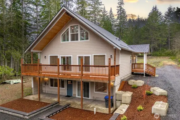 41 E Coon Drive N, Belfair, WA 98528