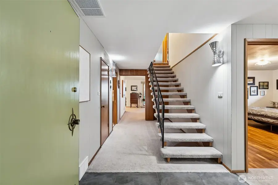 1209 S 10th Street, Mount Vernon, WA 98274 - #2