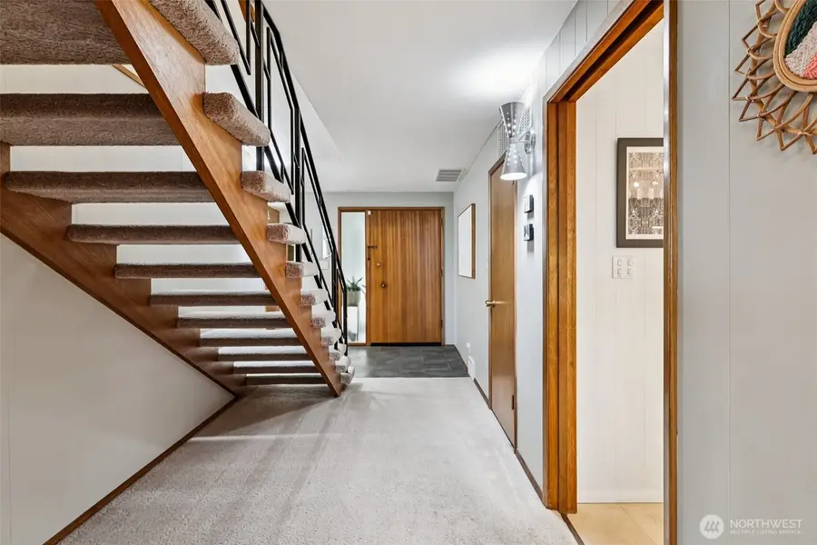 1209 S 10th Street, Mount Vernon, WA 98274 - #3