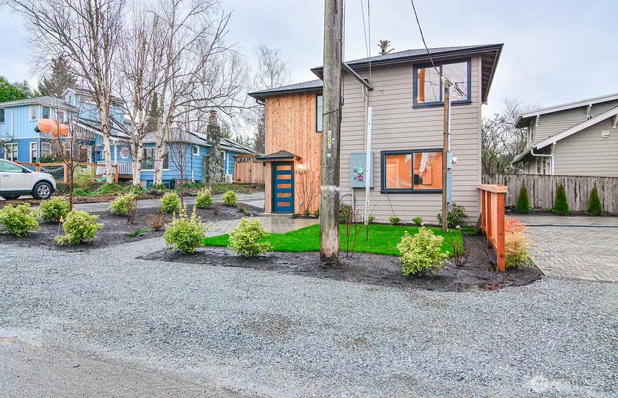 4319 SW 102nd Street, Seattle, WA 98146 - Image #3