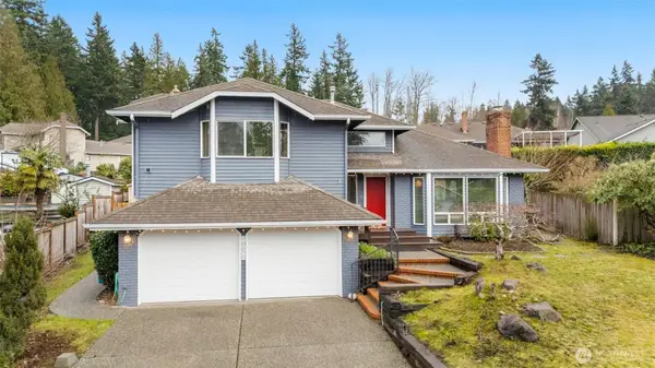 16619 71st Place W, Lynnwood, WA 98037