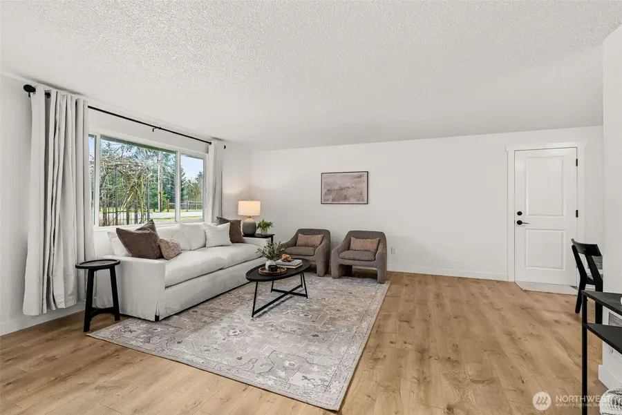 18821 Guava Street Sw, Rochester, WA 98579 - Image #3