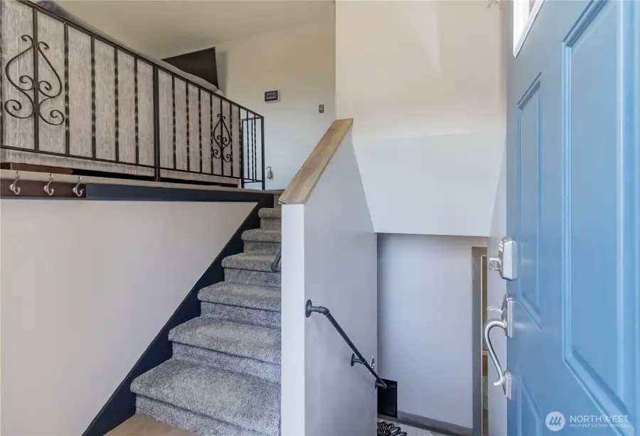 10240 Kiwa Drive Se, Olympia, WA 98513 - Image #3