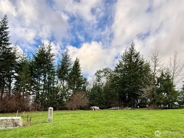 114 Skyview Road, Woodland, WA 98674