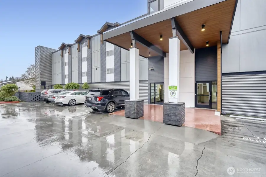 2501 Canterbury Lane E #215, Seattle, WA 98112 - Image #2