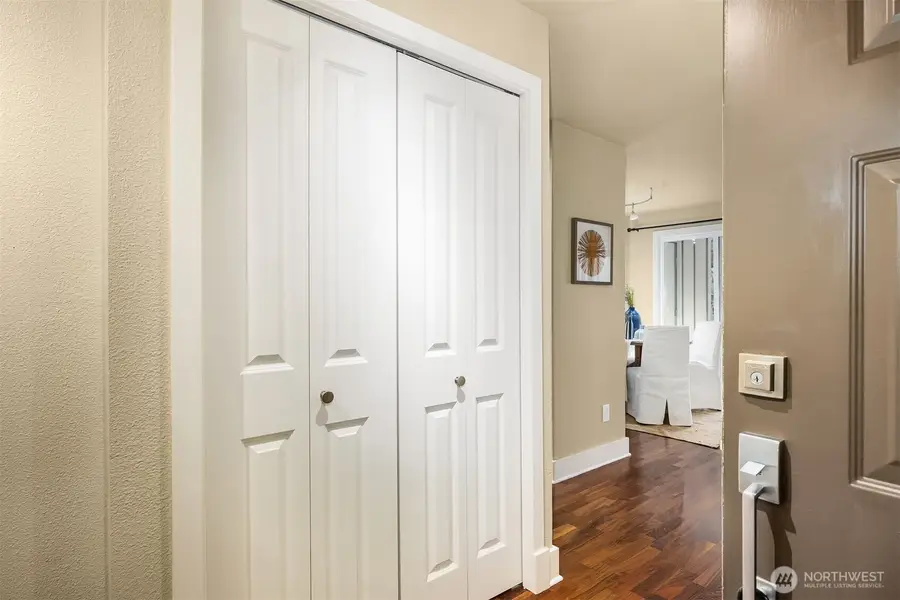 11058 NE 33rd Place #D3, Bellevue, WA 98004 - Image #3