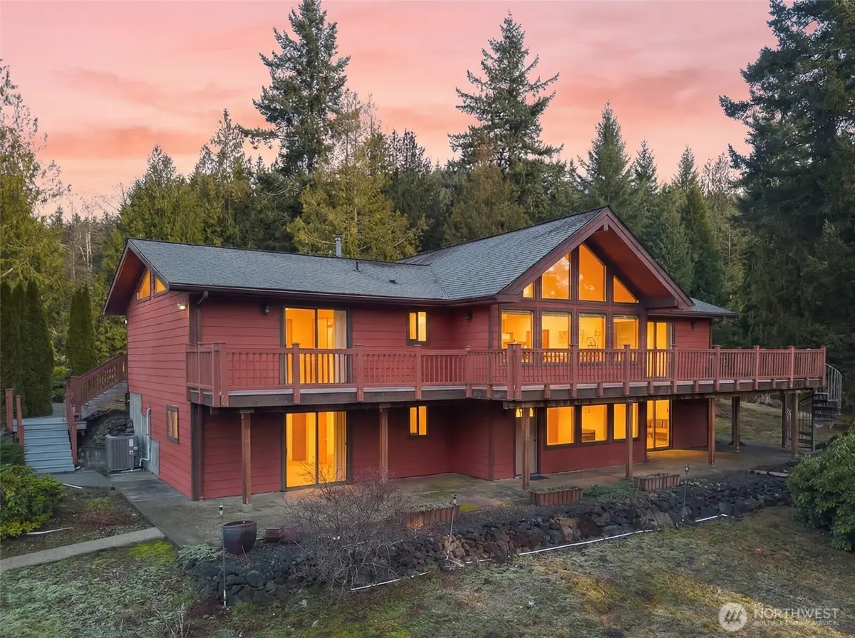 10547 Summit Lake Road Nw, Olympia, WA 98502 - Image #1