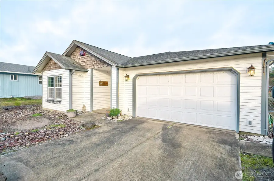 30214 H Street, Ocean Park, WA 98640 - Image #2