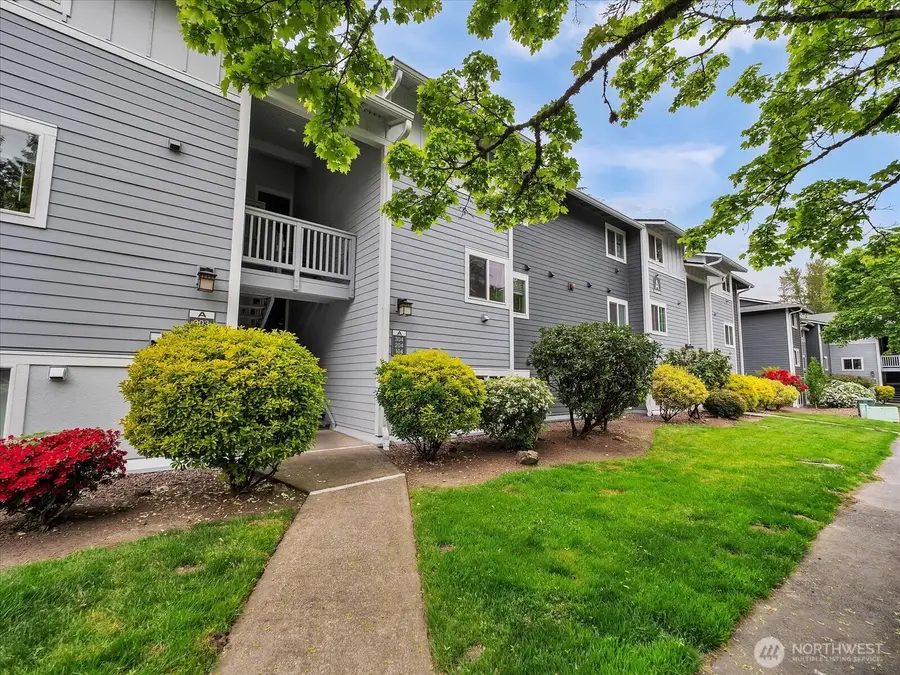 14002 NE 181st Place #A204, Woodinville, WA 98072 - Image #3