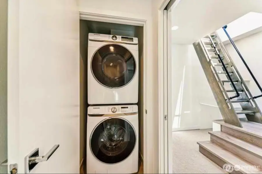 604 77th Street #D, Seattle, WA 98117 - Image #3