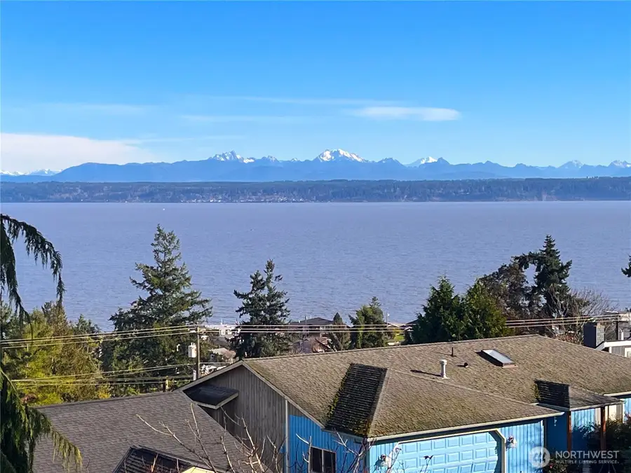 1351 Crestview Drive, Camano Island, WA 98282 - Image #3