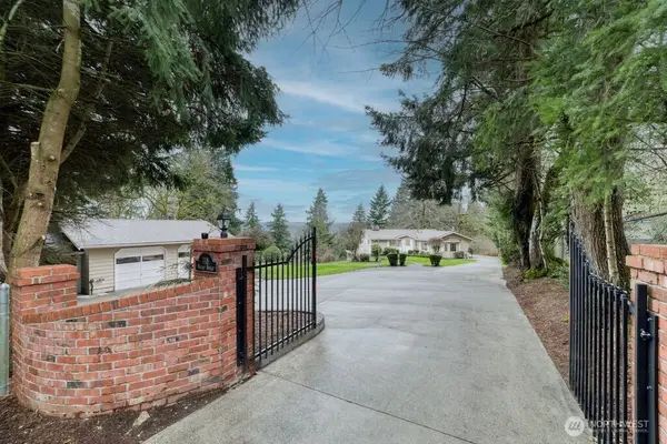 718 E Walnut Street, Kent, WA 98030