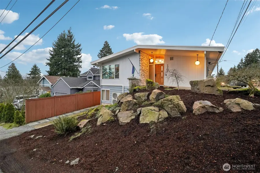 1701 NE 90th Street, Seattle, WA 98115 - Image #2