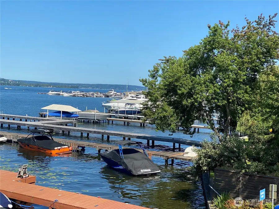 4561 Lake Washington Boulevard Ne #203, Kirkland, WA 98033 - #2