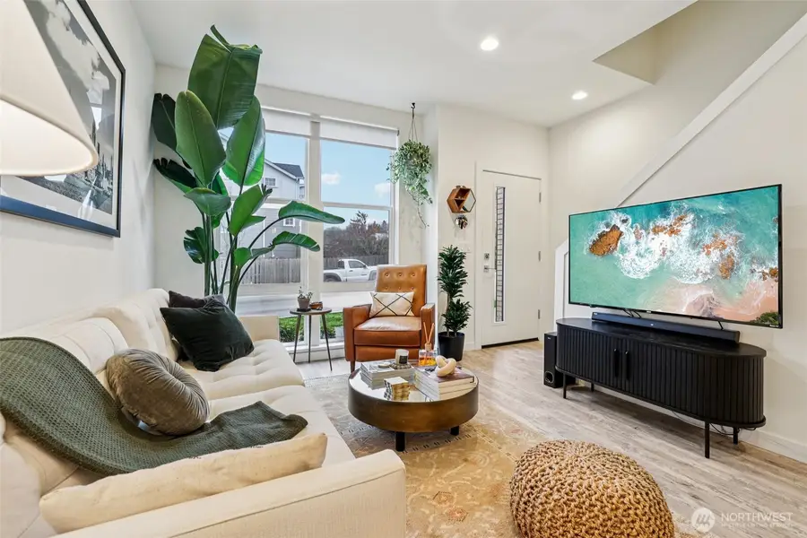 2403 SW Edmunds Street, Seattle, WA 98106 - Image #2