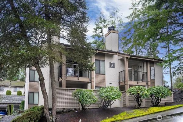 10401 NE 32nd Place #A101, Bellevue, WA 98004