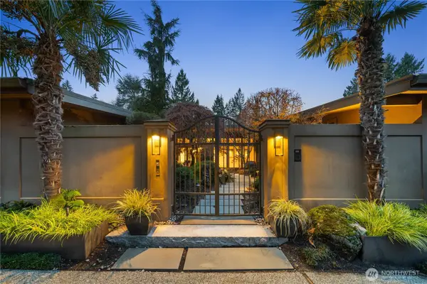 3215 78th Place Ne, Medina, WA 98039