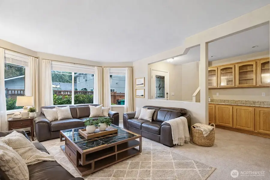 19117 3rd Avenue Nw, Shoreline, WA 98177 - Image #3