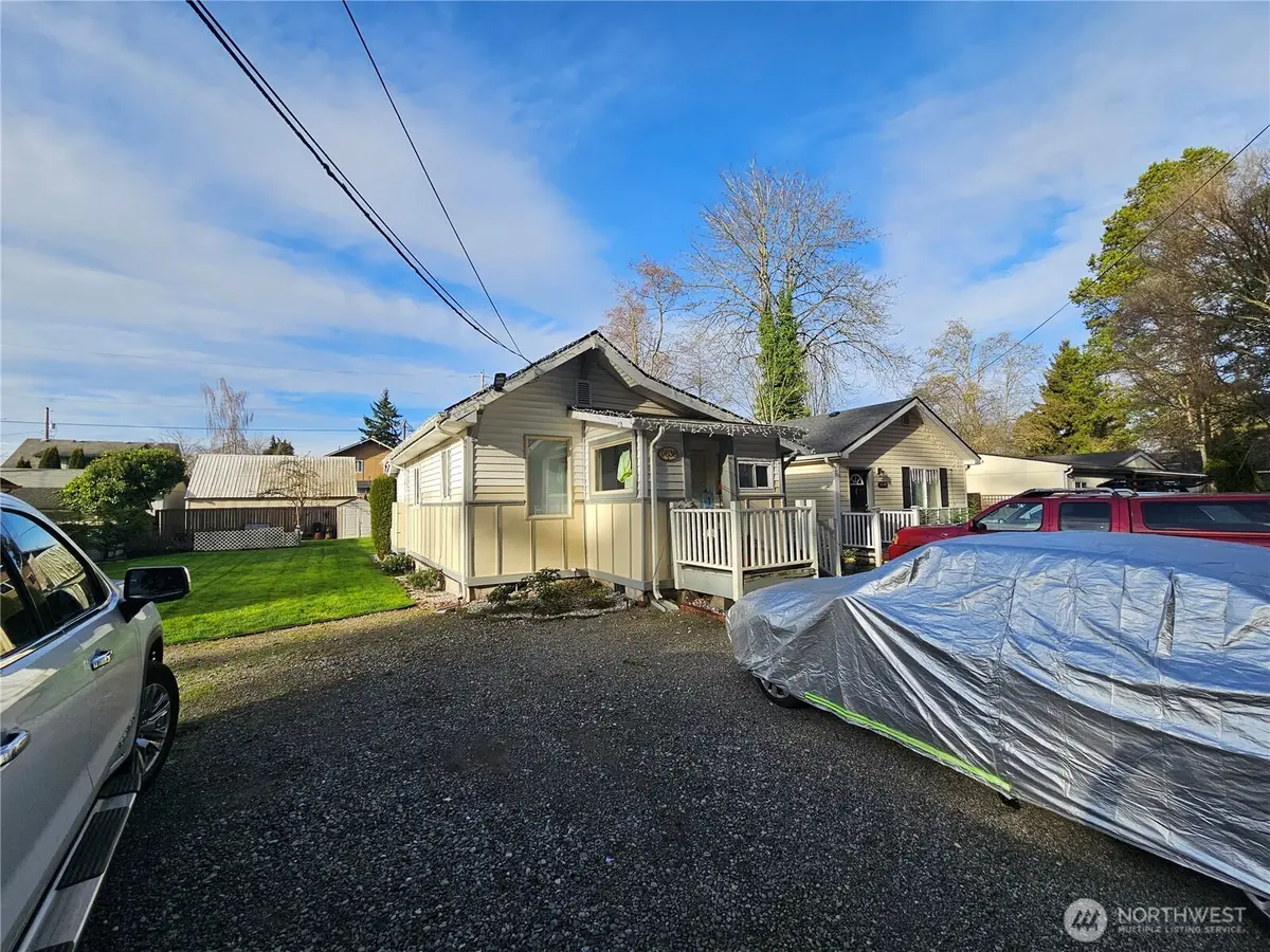 9638 D Street E, Tacoma, WA 98445 - Image #1