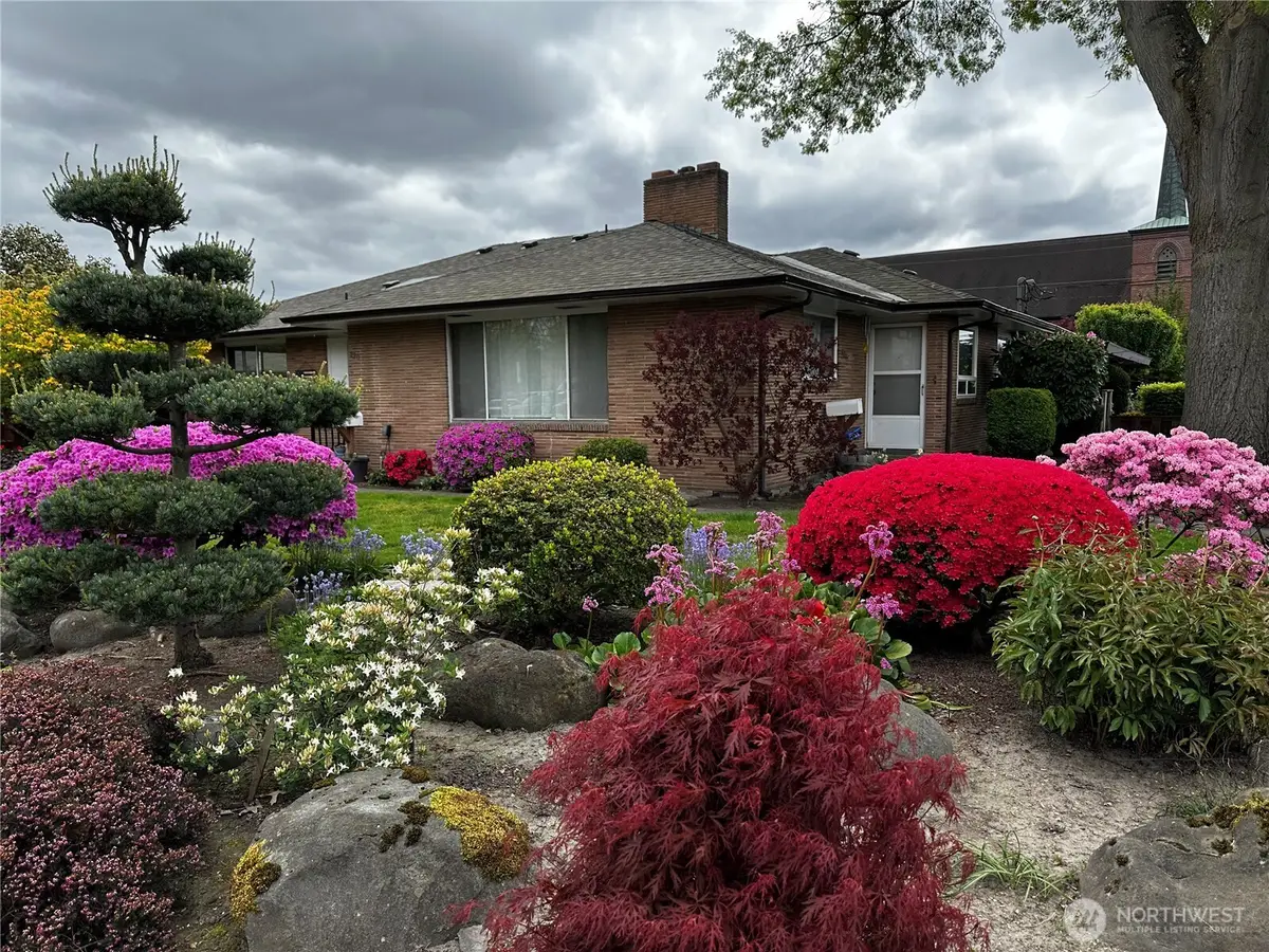 220 4th Avenue Sw, Puyallup, WA 98371 - Image #1