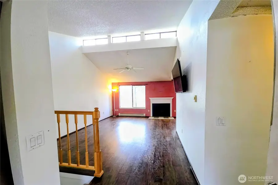 12421 74th Lane #18, Seattle, WA 98178 - Image #3