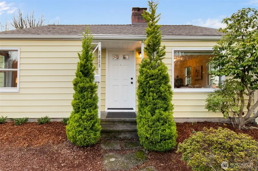 8625 35th Avenue Sw, Seattle, WA 98126 - Image #2