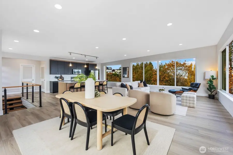 1701 41st Avenue Sw, Seattle, WA 98116 - Image #3