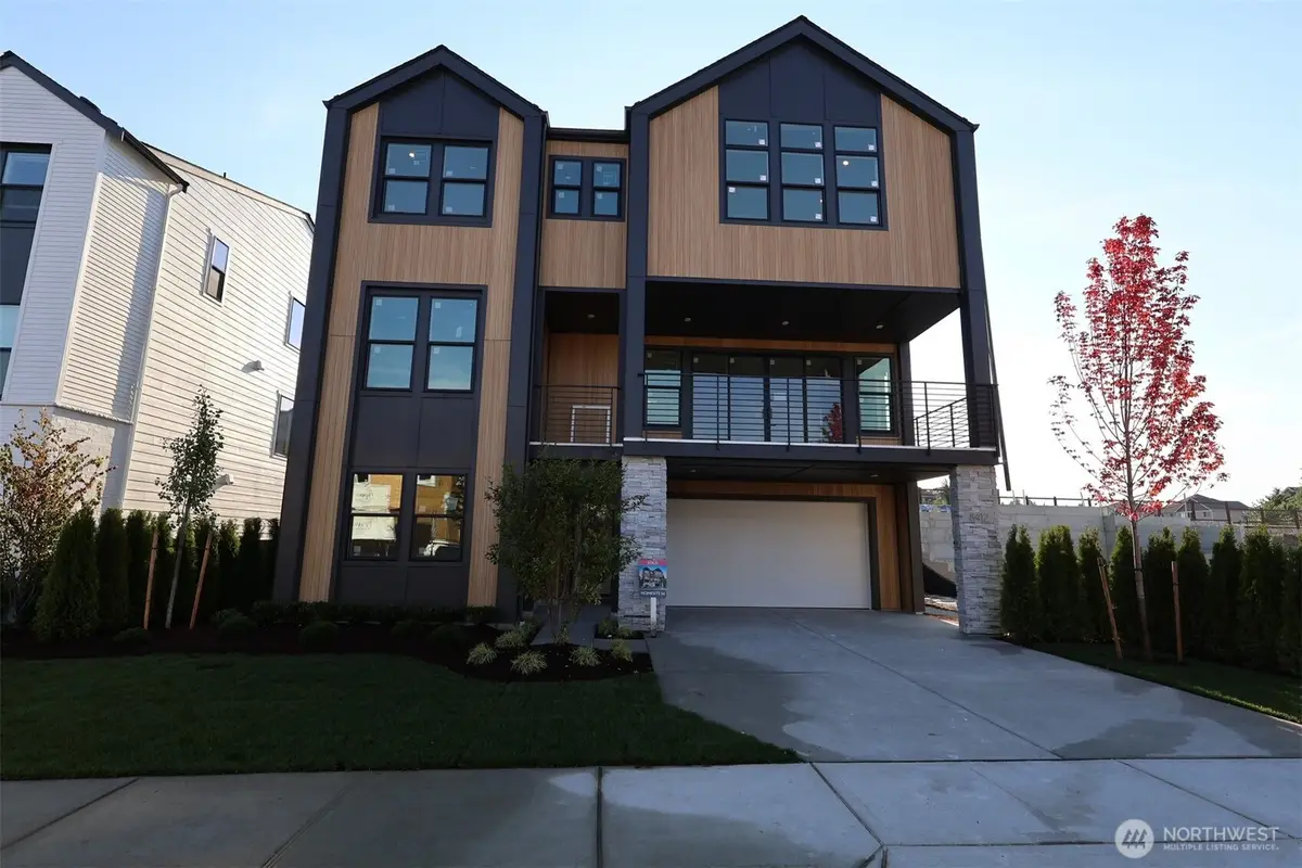 8428 137th Avenue Se, Newcastle, WA 98059 - Image #1