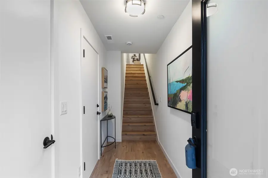 1198 129th Court Ne, Bellevue, WA 98005 - Image #2