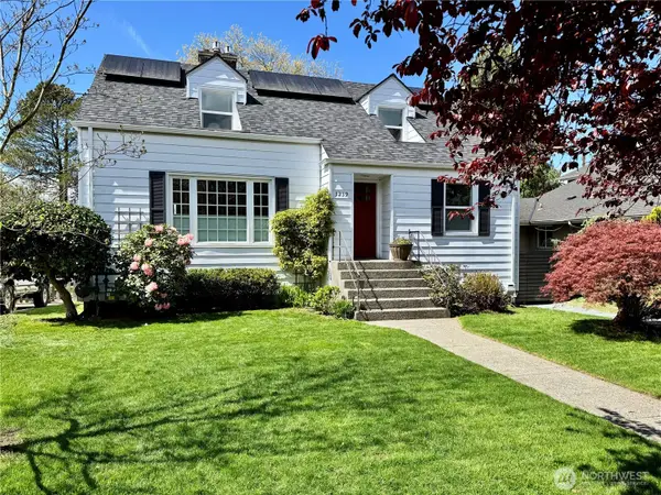 3239 45th Avenue Sw, Seattle, WA 98116