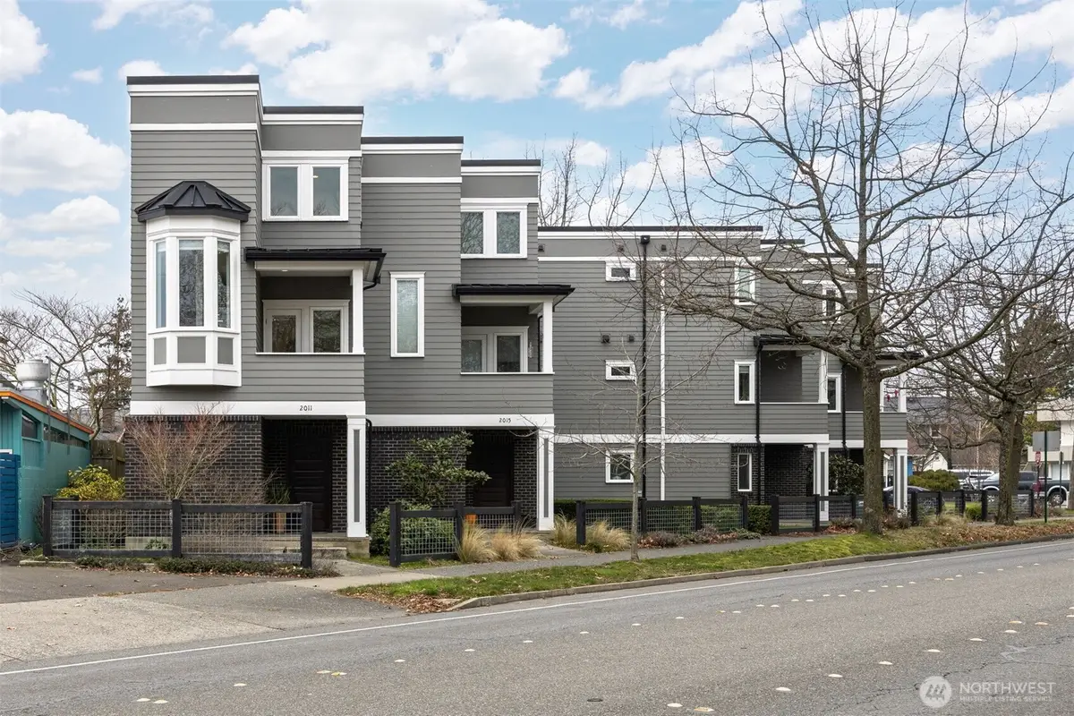 2011 Cornwall Avenue, Bellingham, WA 98225 - Image #1